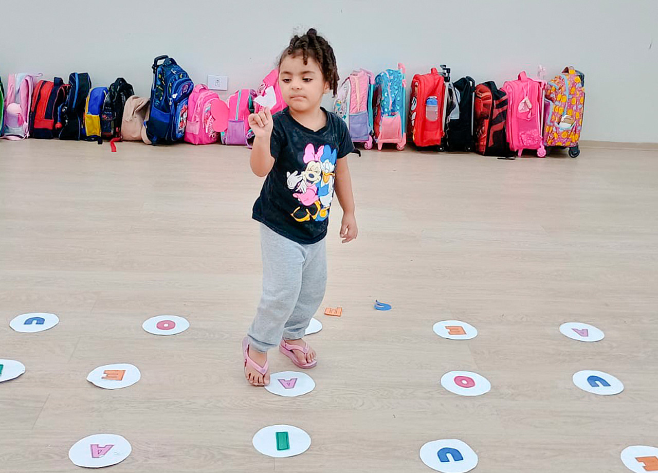 Projeto de Sala - ‘O Fantástico Mundo das Vogais e Numerais’ - Maternal II F